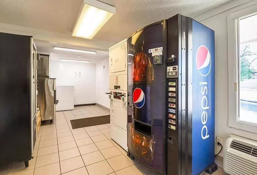 Motel 6 Bloomington Indiana University