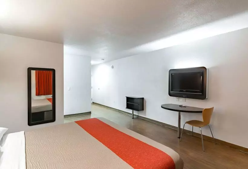 Motel 6anaheim, Ca