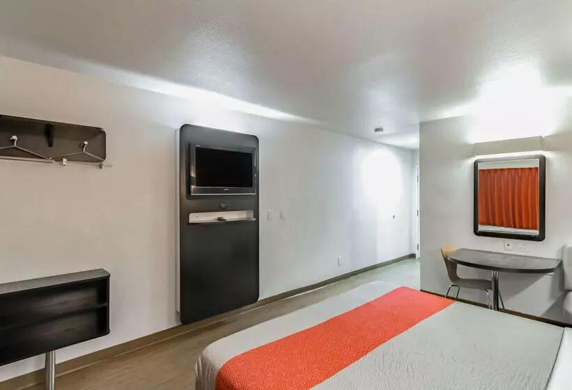 Motel 6anaheim, Ca