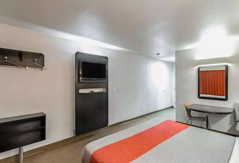 Motel 6anaheim, Ca