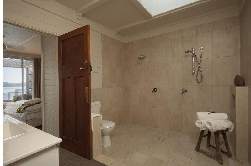 모텔 Bay Breeze Boutique Accommodation