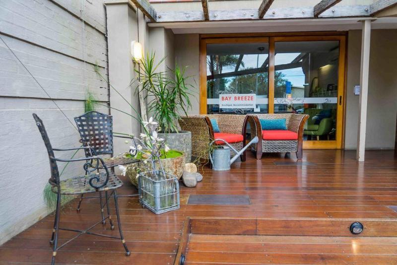 모텔 Bay Breeze Boutique Accommodation