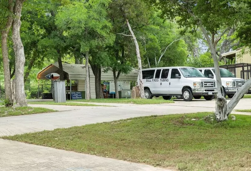 모텔 Hacienda Del Rio