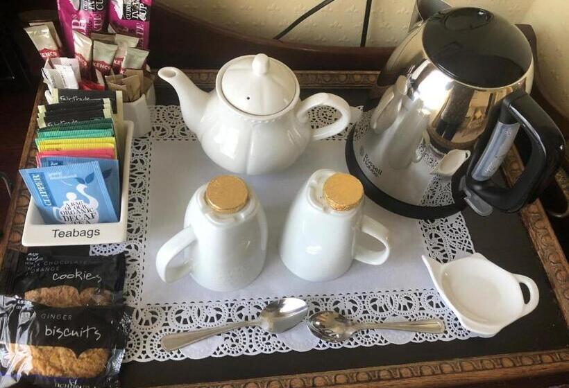 Пансион Adcote House Exclusive For Adults