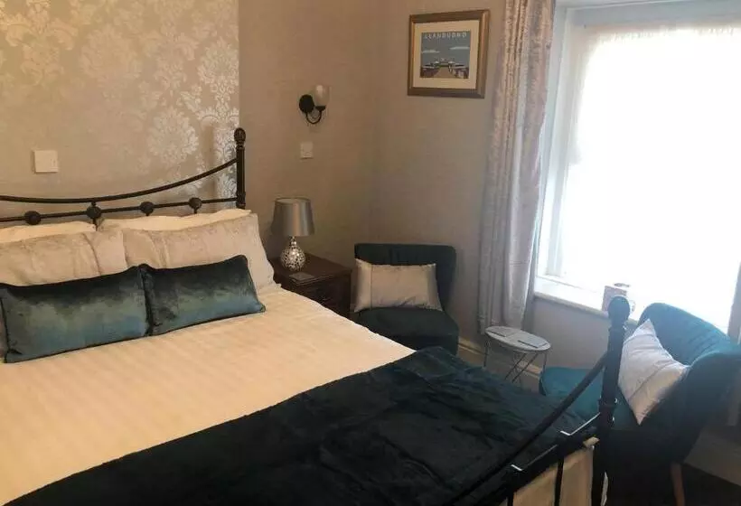 پانسیون Adcote House Exclusive For Adults