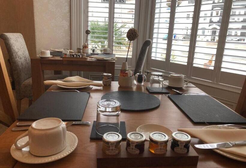 Пансион Adcote House Exclusive For Adults