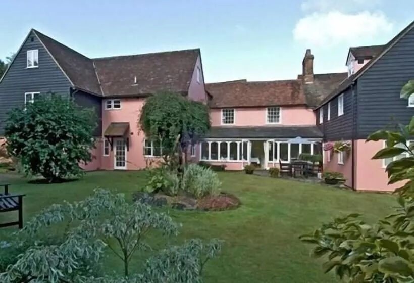 پانسیون The Cottage Guest House