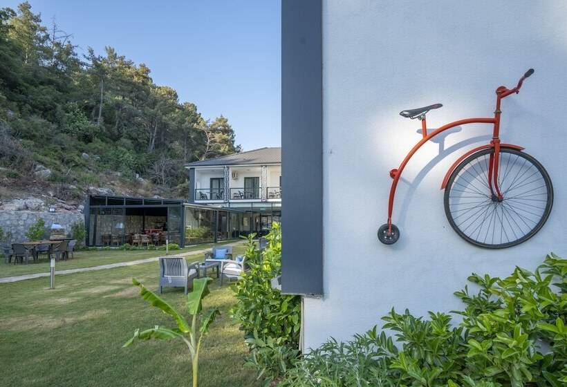 בית מלון כפרי Kensington Green Marmaris