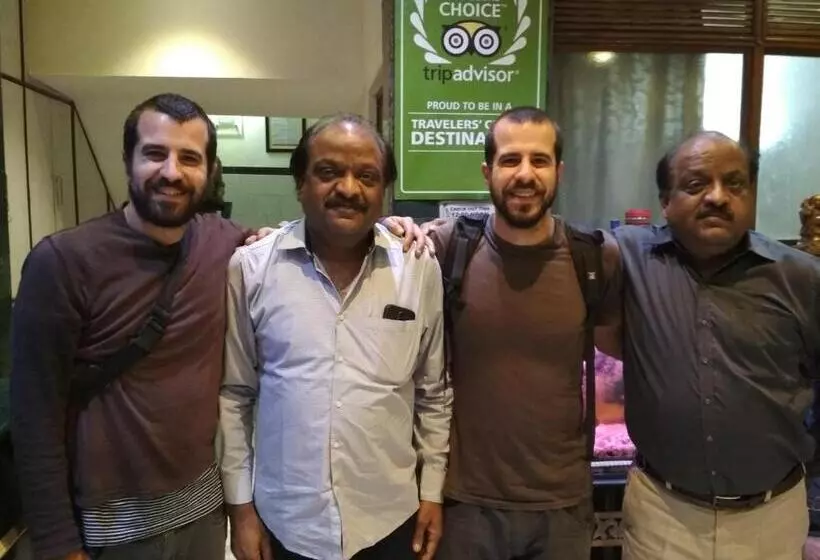 هاستل Ajay International