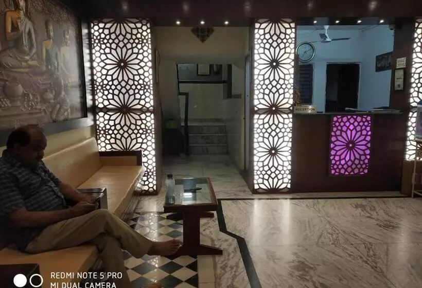 هاستل Ajay International