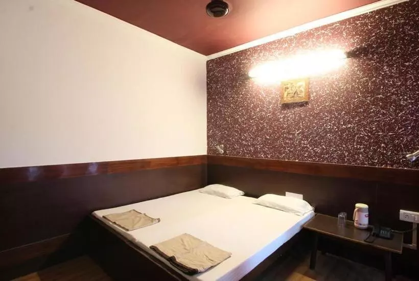 هاستل Ajay International