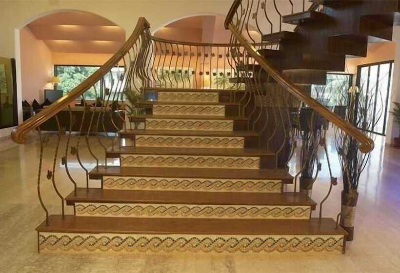 בית מלון כפרי 10 Calangute