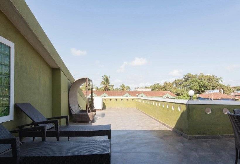 בית מלון כפרי 10 Calangute