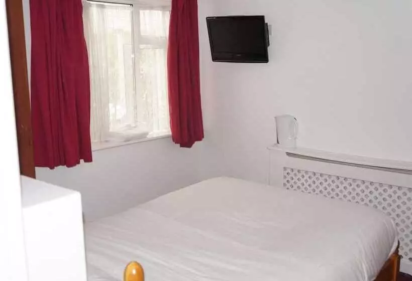 ホテル Heathrow Inn