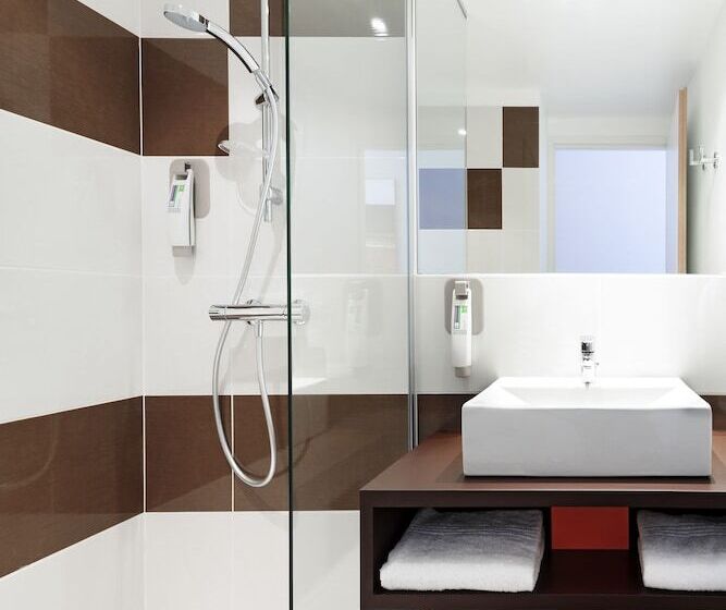 هتل Ibis Styles Montpellier Centre Comedie