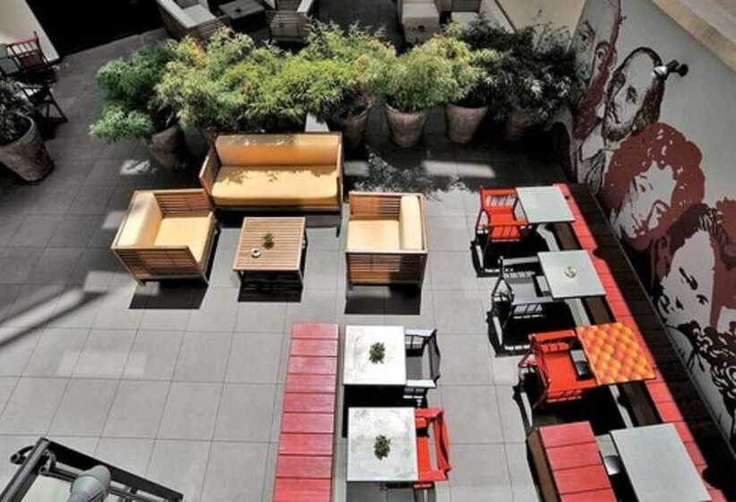 هتل Ibis Styles Montpellier Centre Comedie