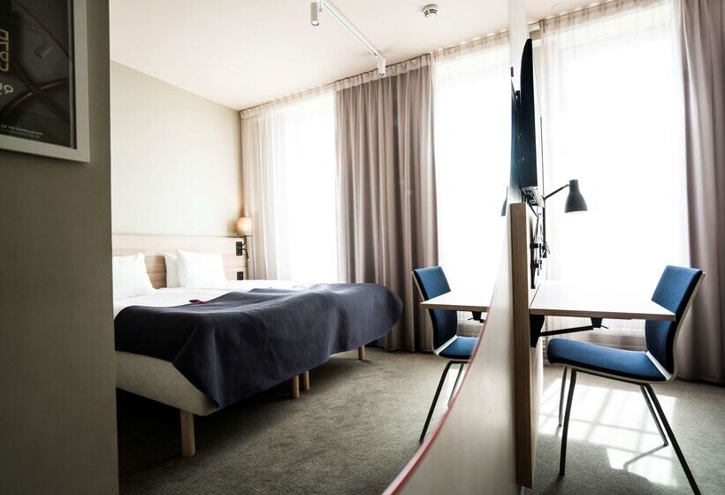 هتل Scandic No 53