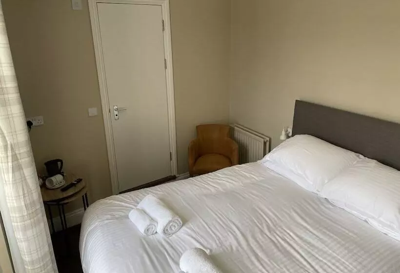 Hotel Duke Of Cornwall