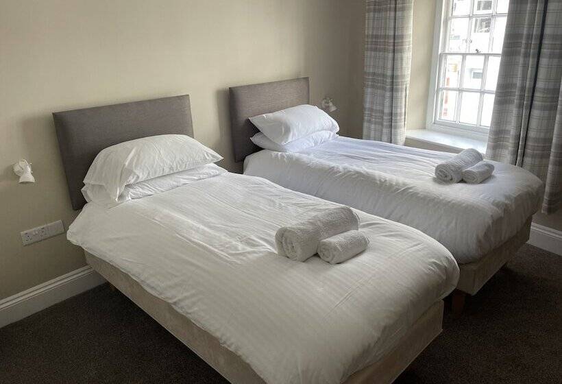 فندق Duke Of Cornwall