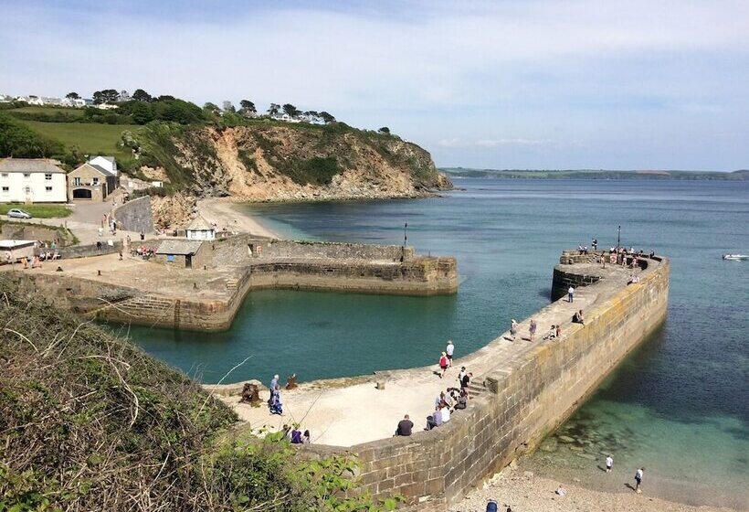 فندق Duke Of Cornwall