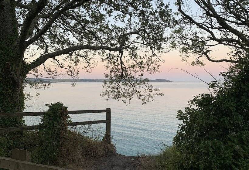 فندق Duke Of Cornwall