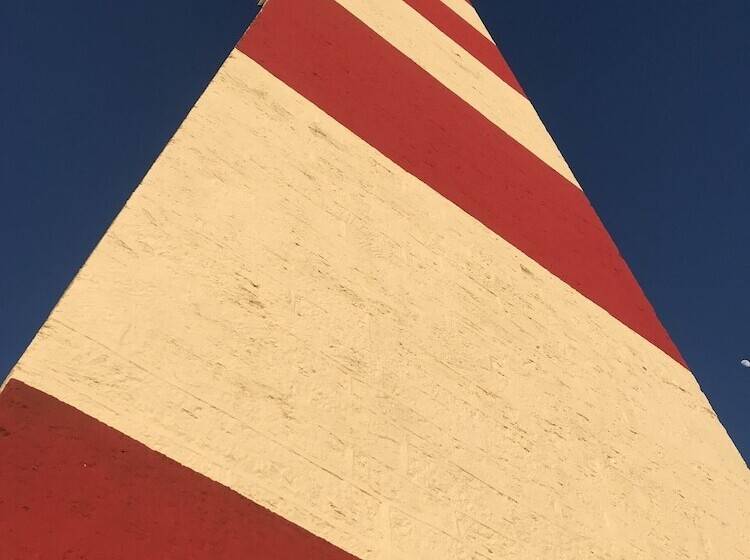 فندق Duke Of Cornwall