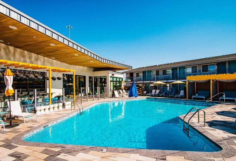 Hotel Voco The Tuxon, An Ihg