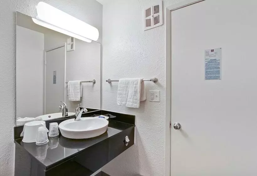 Motel 6 Green Bay, Wi