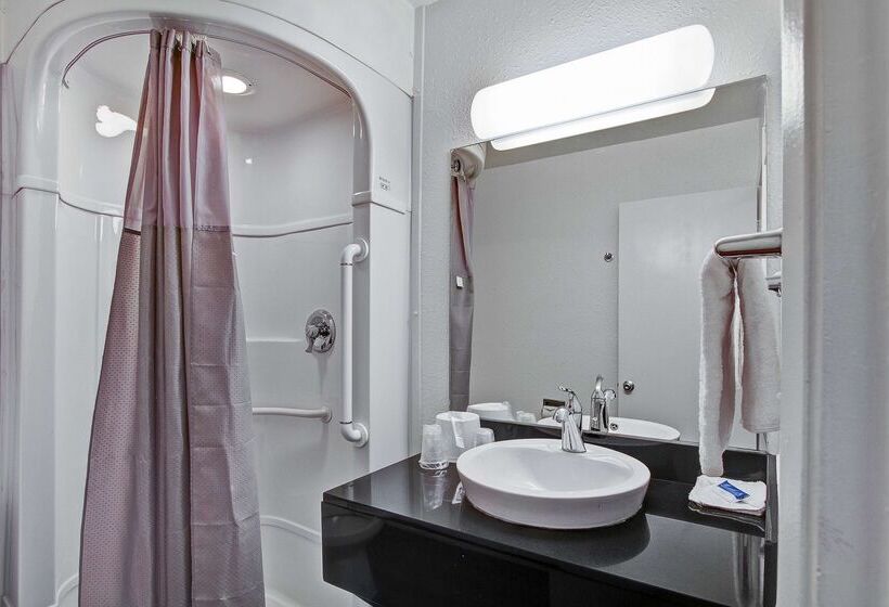 Motel 6 Green Bay, Wi