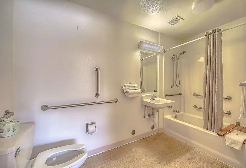 Motel 6 San Antonio, Tx Six Flags Fiesta Tx  La Cantera Area