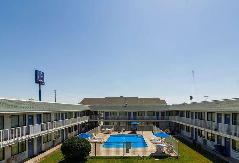 Motel 6bellmead, Tx  Waco