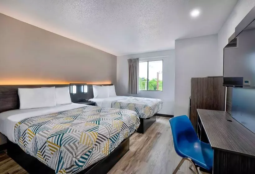Motel 6benbrook, Tx  Fort Worth