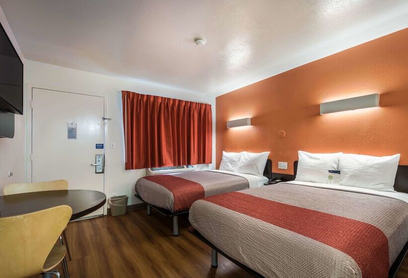 Motel 6bessemer, Al  Birmingham