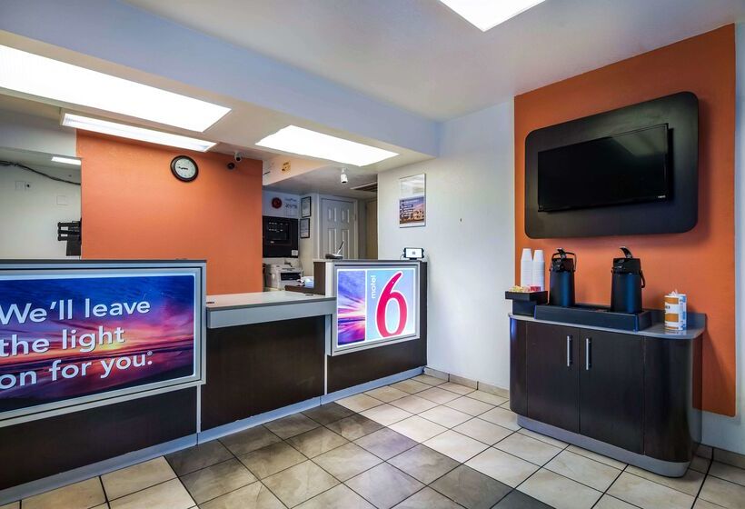 Motel 6bessemer, Al  Birmingham