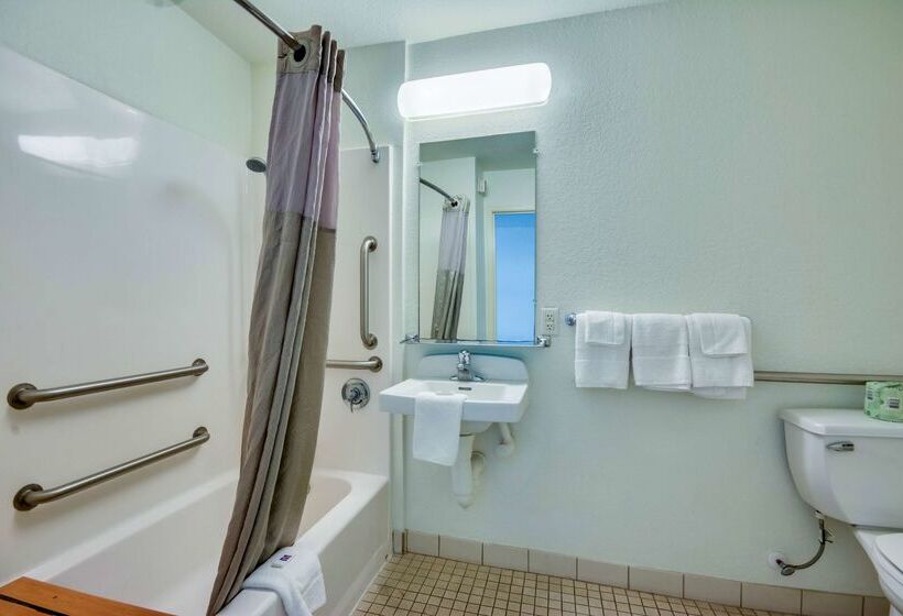 Motel 6biloxi, Ms  Beach