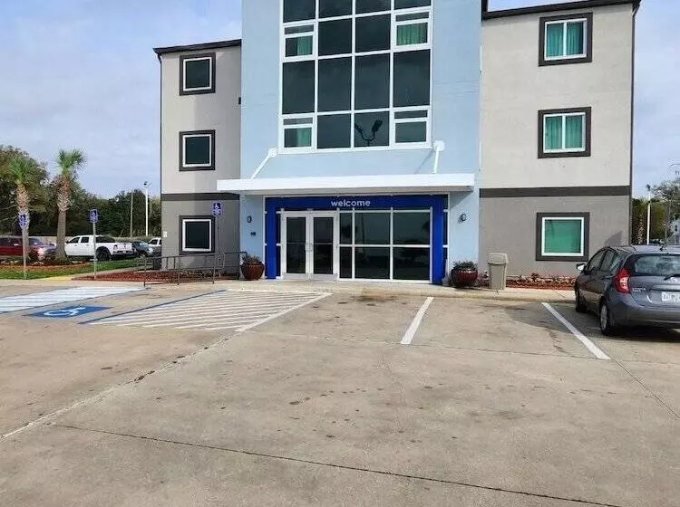 Motel 6biloxi, Ms  Beach
