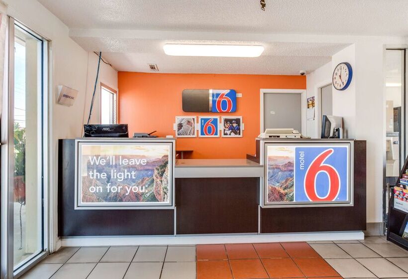 Motel 6fayetteville, Ar