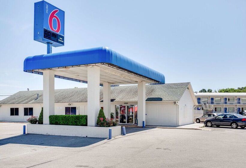 Motel 6fayetteville, Ar