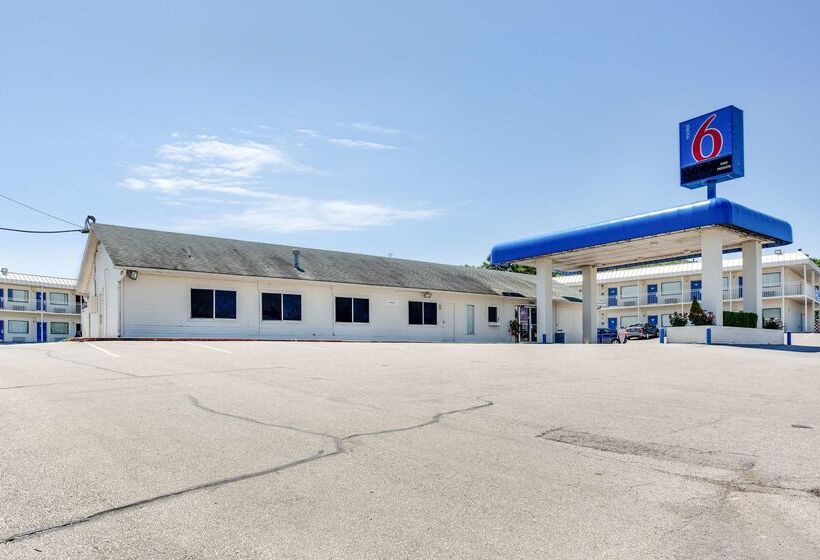 Motel 6fayetteville, Ar