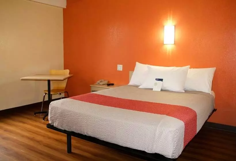 Motel 6warwick, Ri Providence Airport I95