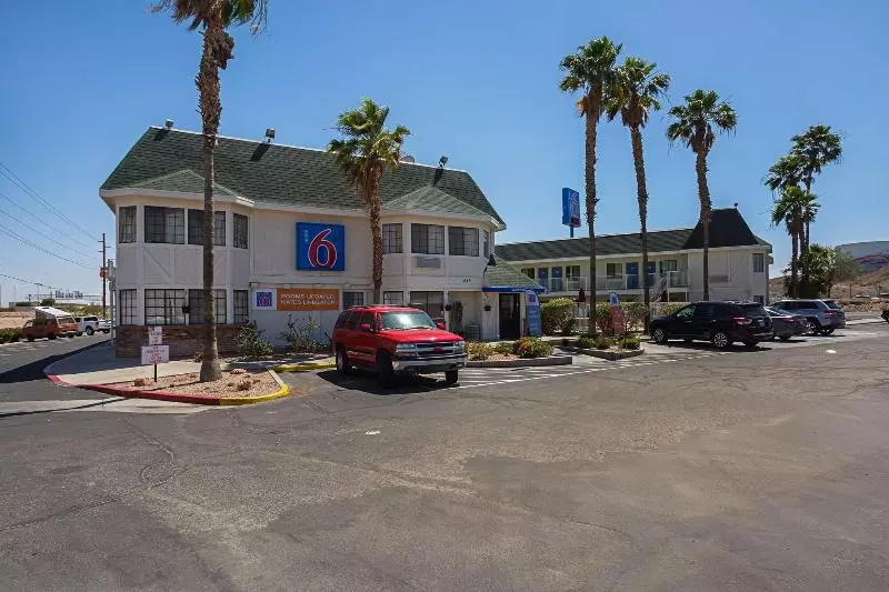 Motel 6yuma, Az  East