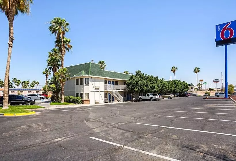 Motel 6yuma, Az  East