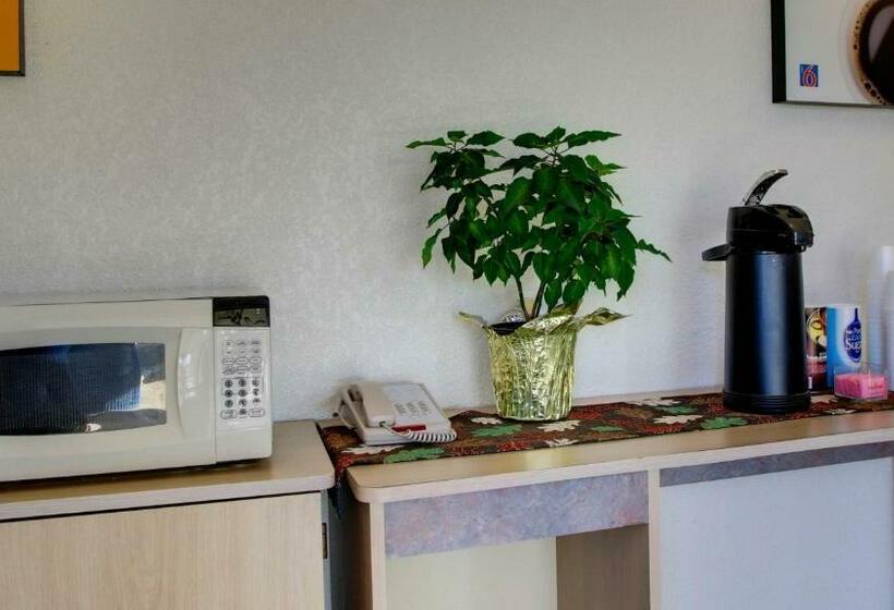 モーテル Baymont Inn & Suites Shawnee