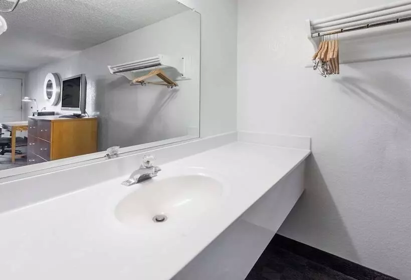 مُتل Knights Inn Flint