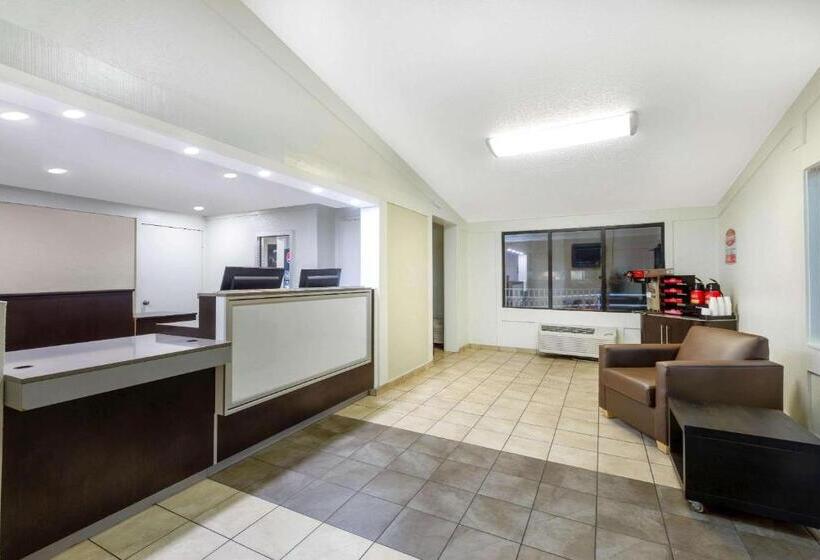 فندق على الطريق Travelodge By Wyndham Essington / Philadelphia Airport