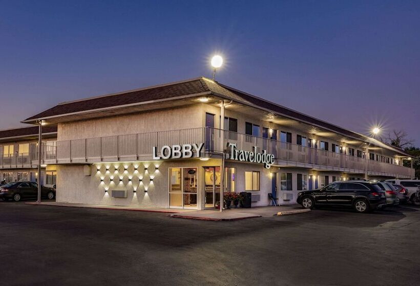 モーテル Travelodge By Wyndham Miles City