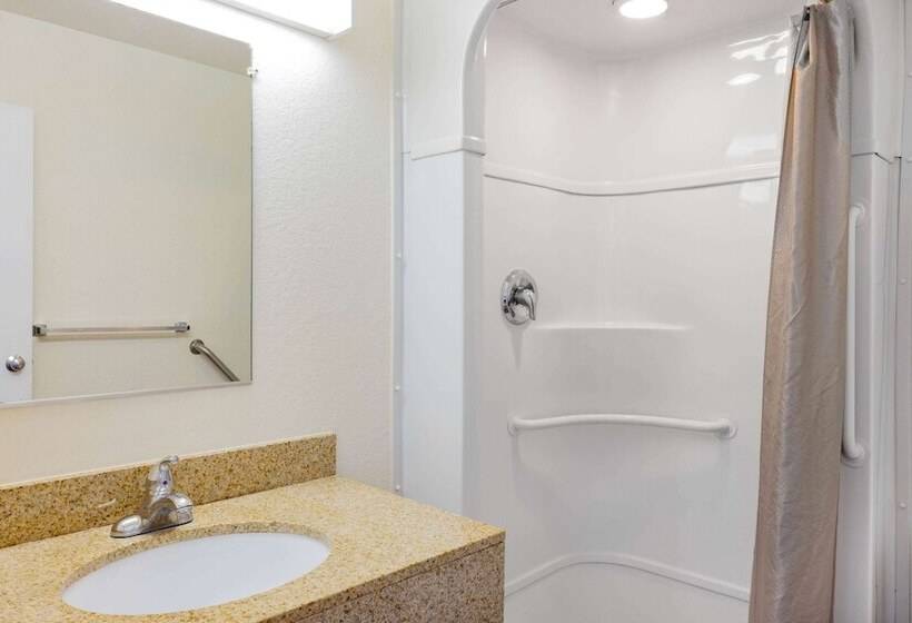 モーテル Travelodge By Wyndham Miles City