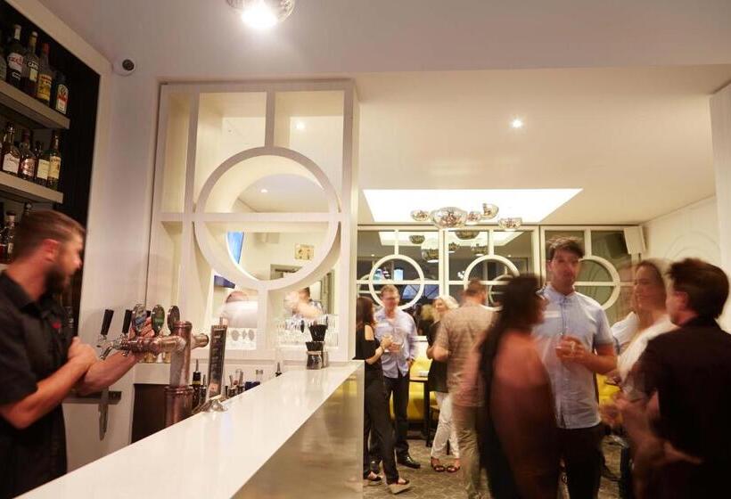 The Rose Hotel & Motel