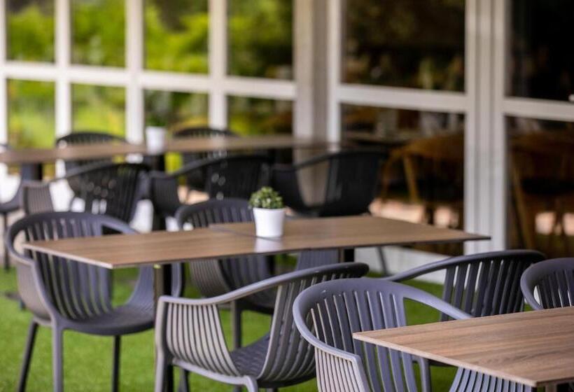 Ambient Hotel & Aroma Spa