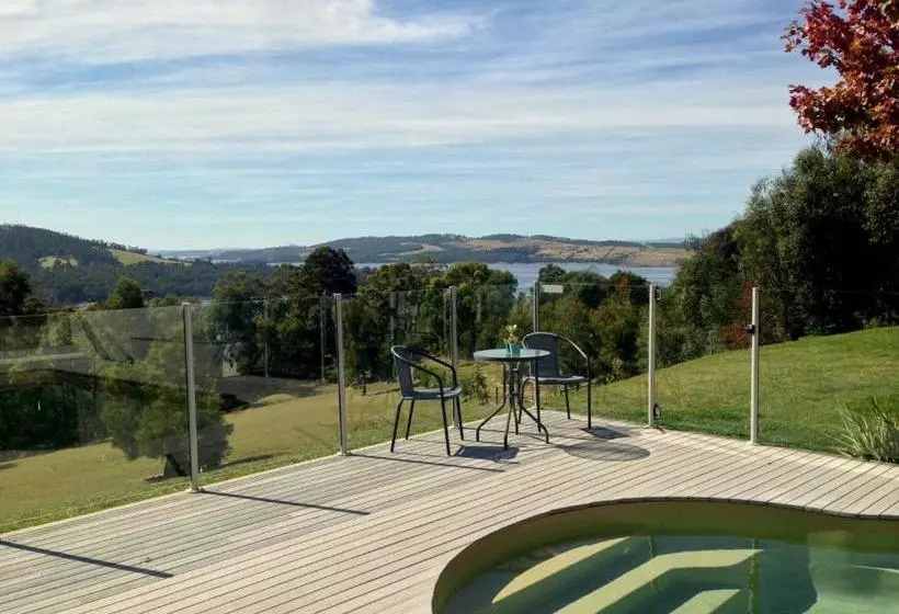 Arjuna Ridge Bed & Breakfast